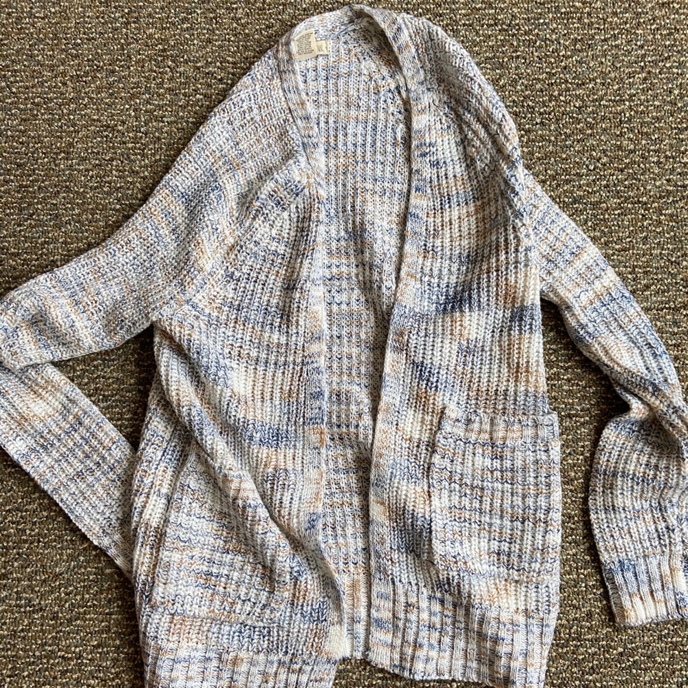 Tillys Cardigan